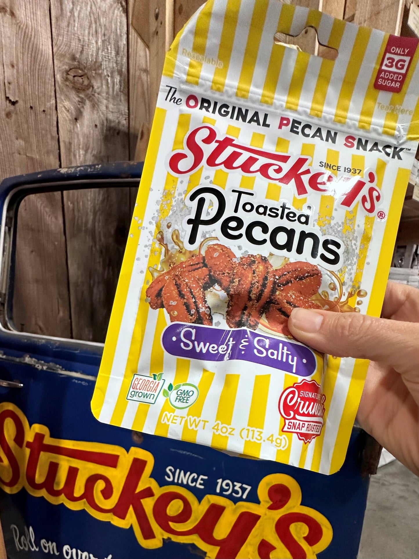 Sweet & Salty Pecans 700