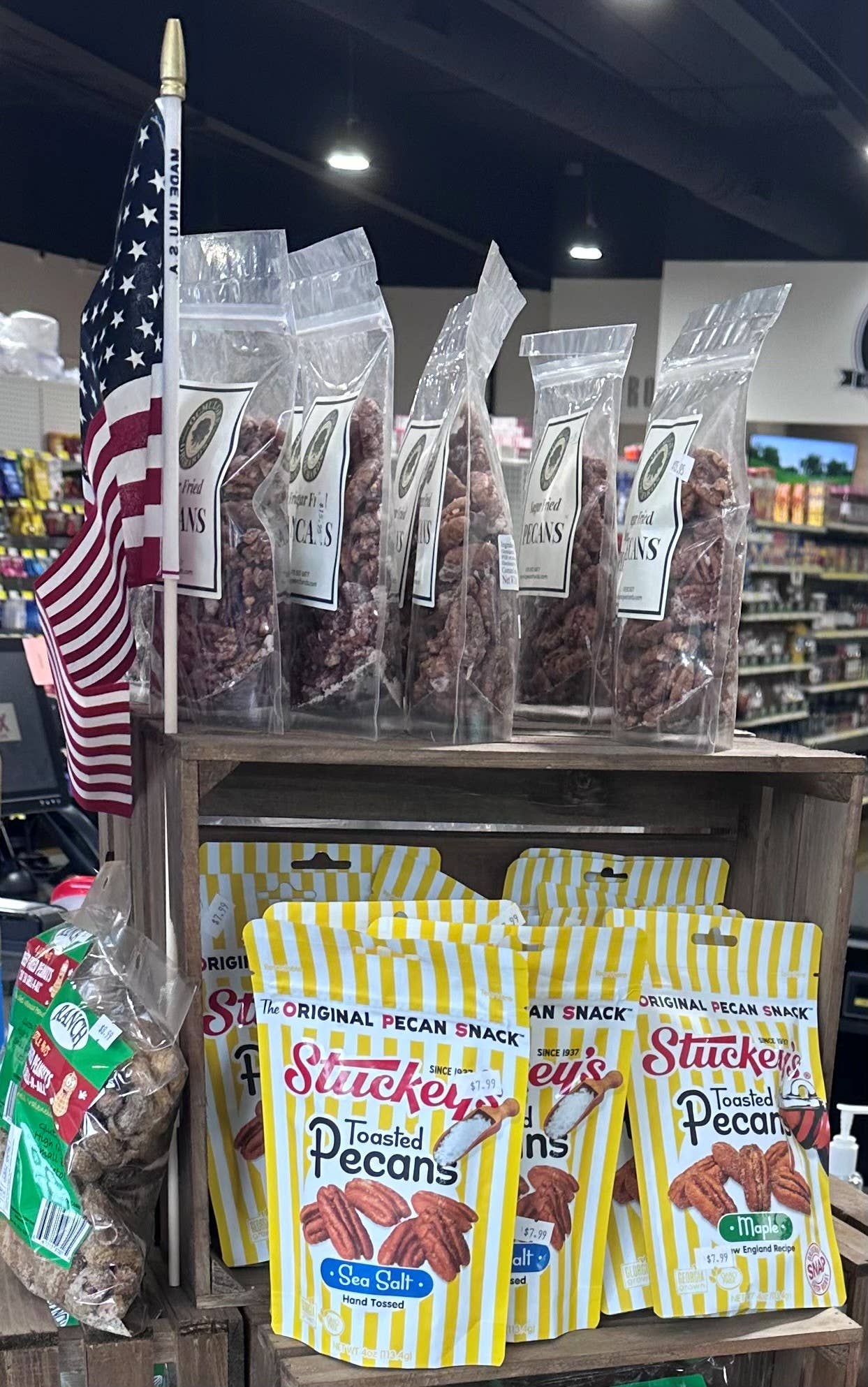 Sea Salt Pecans 700