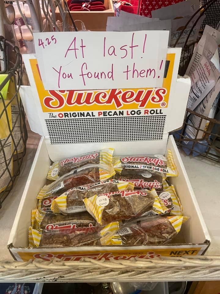 Pecan Log Roll - Vanilla, 2oz. 700