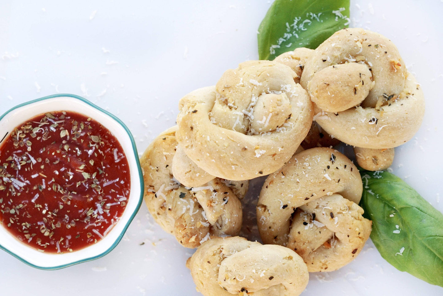 Gluten-Free Garlic Knots Mix with Garlic Butter  700