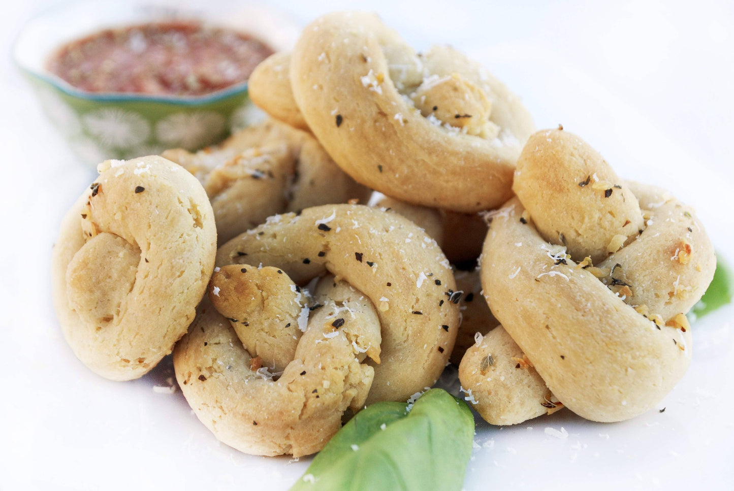 Gluten-Free Garlic Knots Mix with Garlic Butter  700
